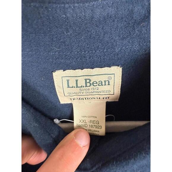 L.L. Bean Chamois Shirt Traditional Fit Navy Blue Flannel Pockets XXL - Picture 2 of 5